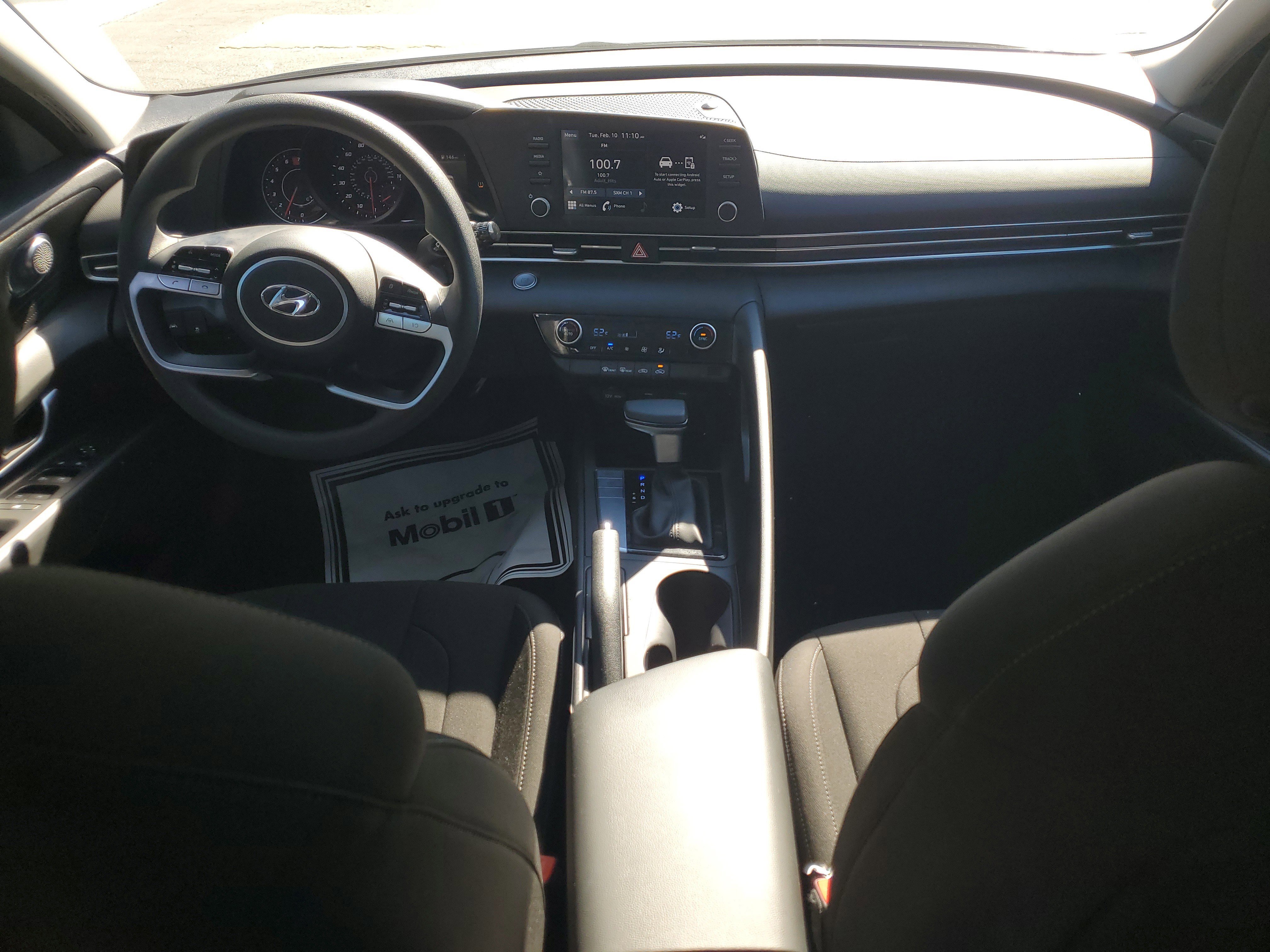 Used 2023 Hyundai Elantra SEL image 13