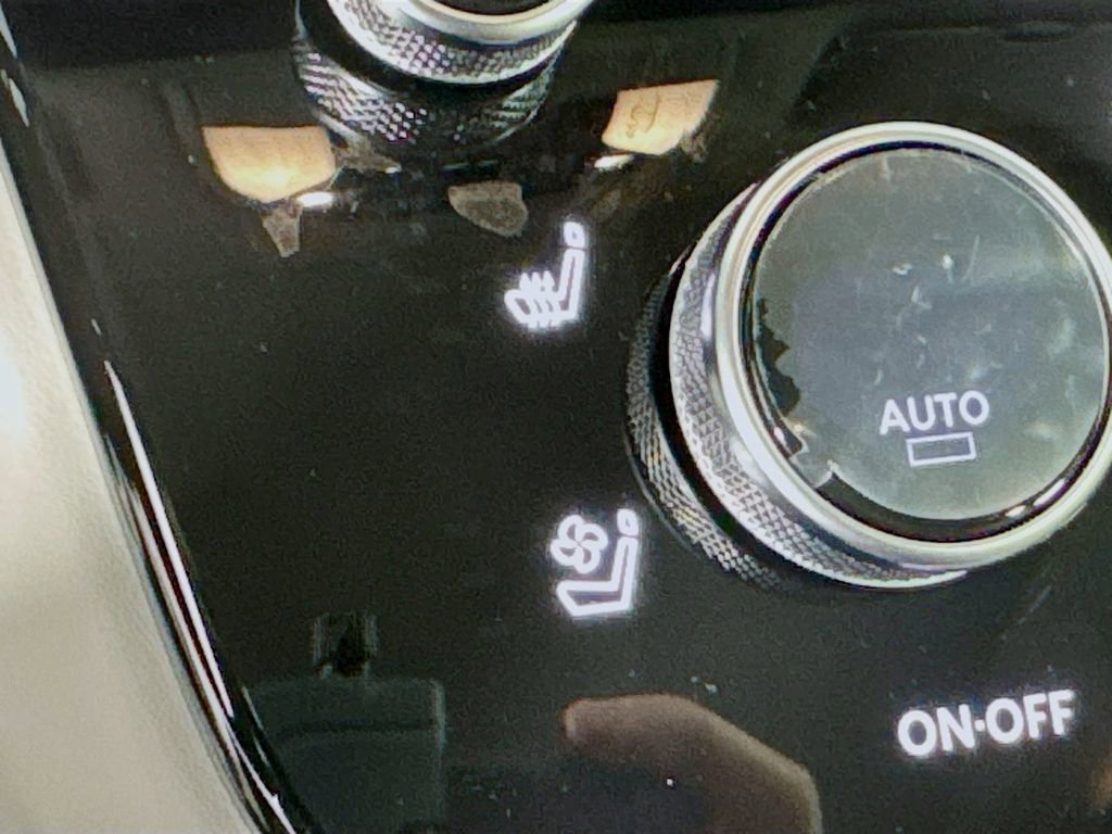 Certified 2026 INFINITI QX60 Luxe w/ Cargo Package image 21