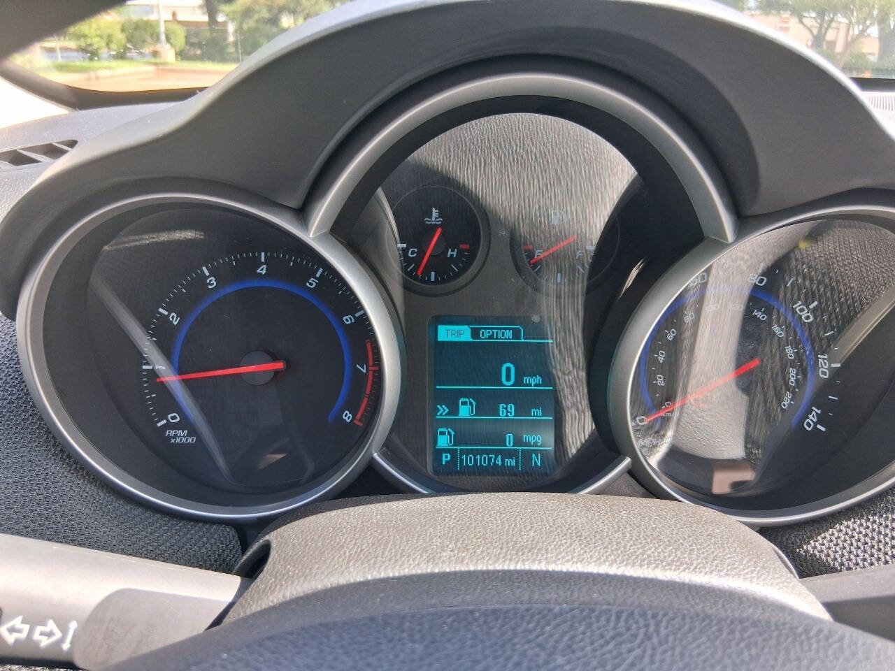 Used 2016 Chevrolet Cruze LT FWD image 15