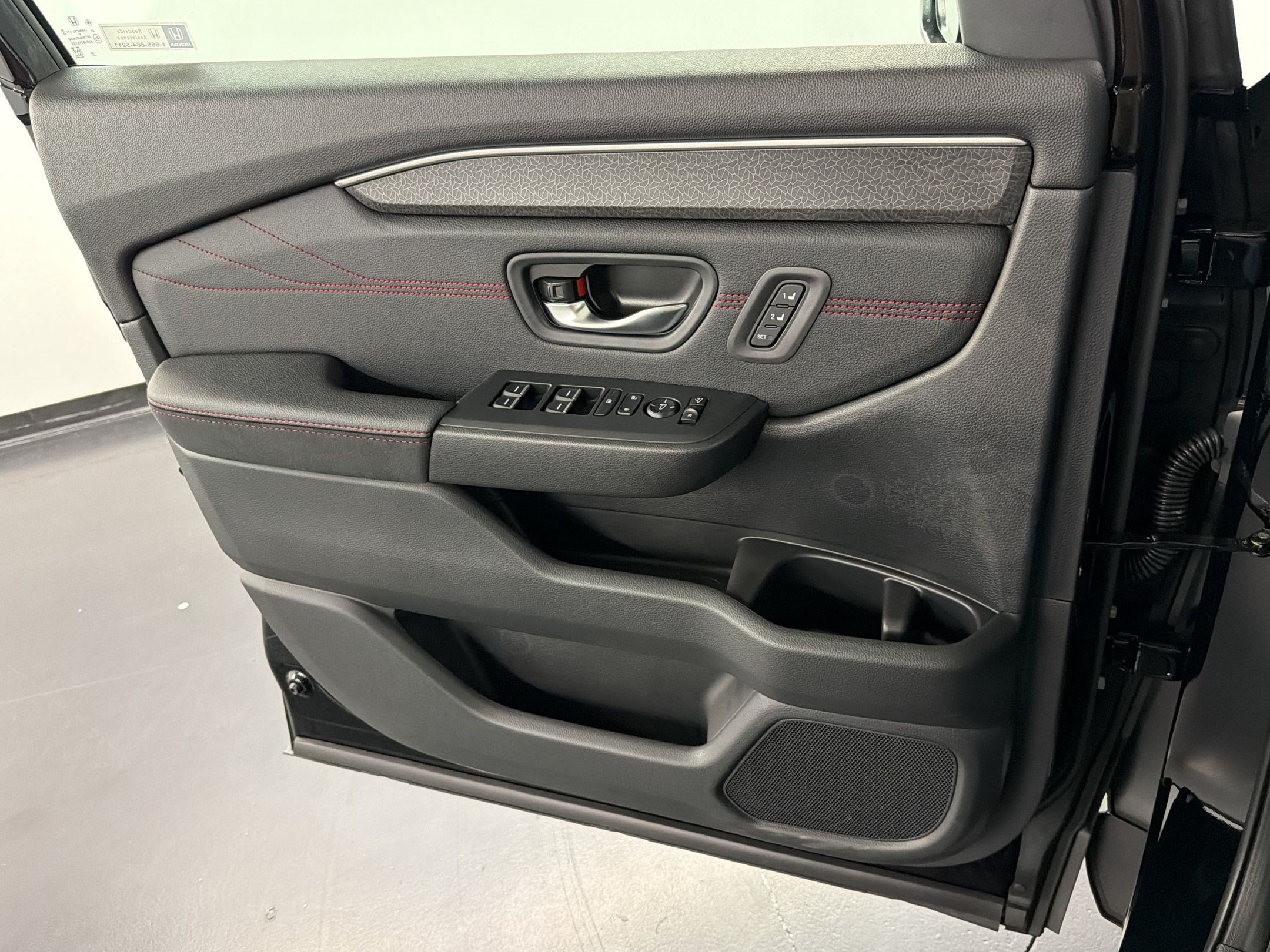 New 2026 Honda Pilot Black Edition image 27