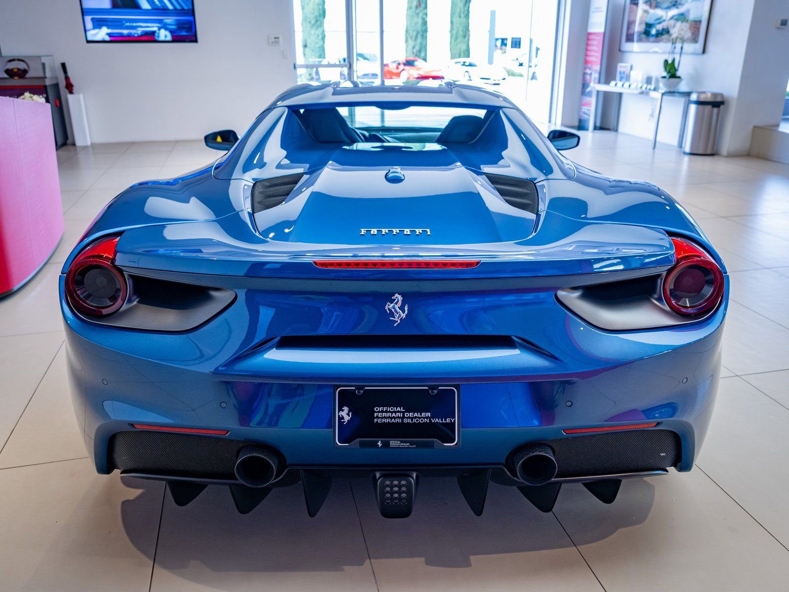 Used 2017 Ferrari 488 Spider image 30