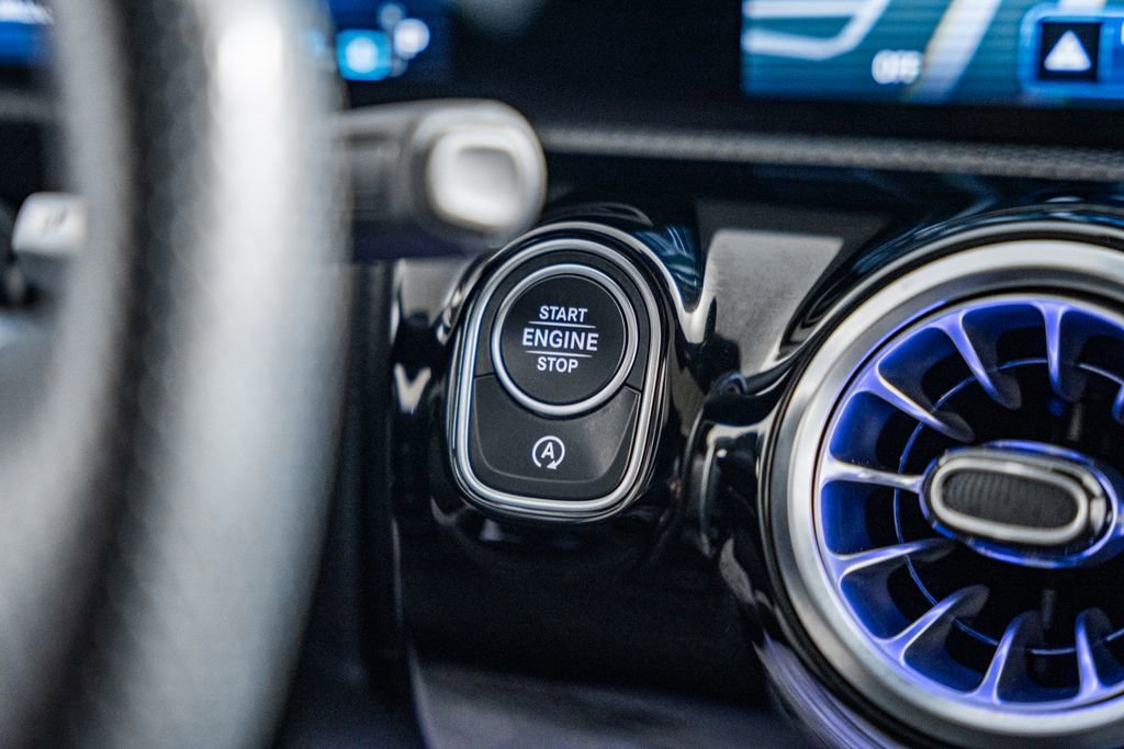 Used 2024 Mercedes-Benz CLA 35 AMG 4MATIC image 26