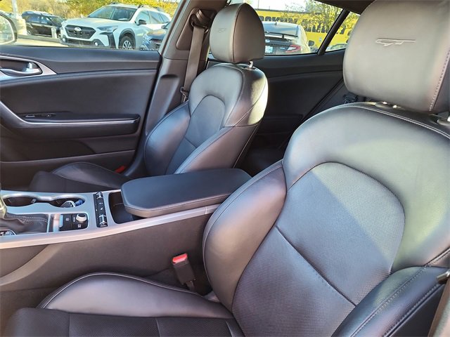 Used 2018 Kia Stinger GT image 12