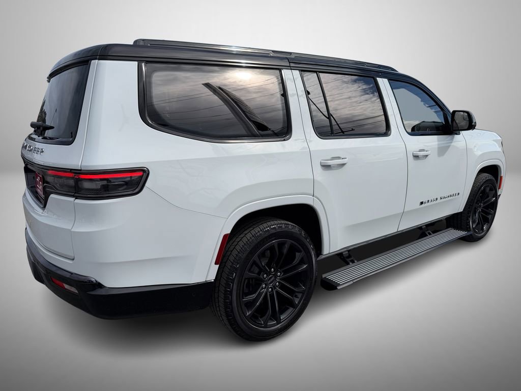 Used 2024 Jeep Grand Wagoneer Series II w/ Quick Order Packagew 28T image 3