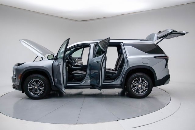 New 2026 Chevrolet Traverse LT w/ Enhanced Driving Package image 19