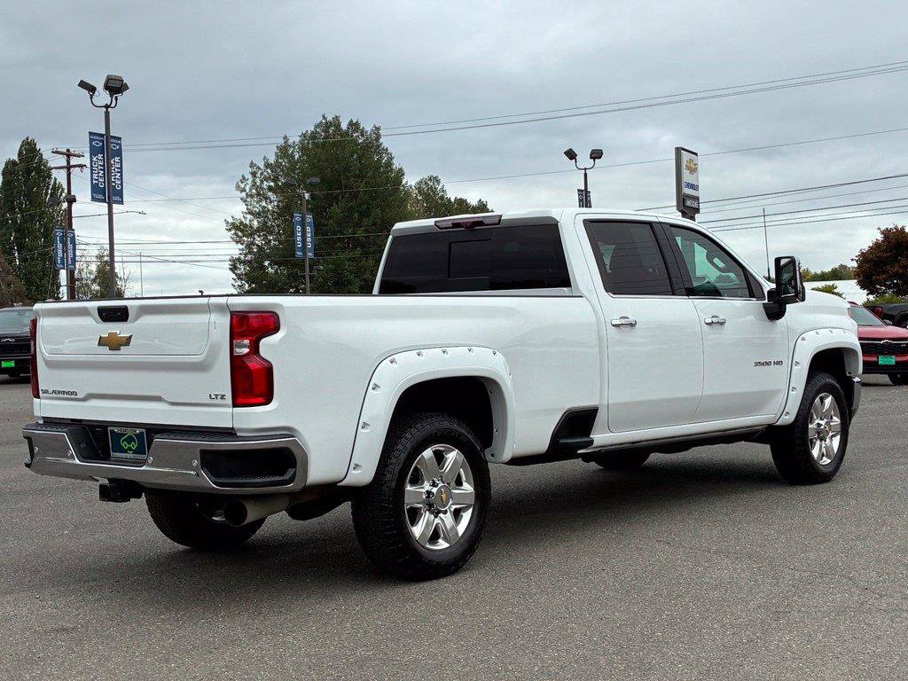 Used 2022 Chevrolet Silverado 3500 LTZ w/ LTZ Premium Package AWD/4WD image 9