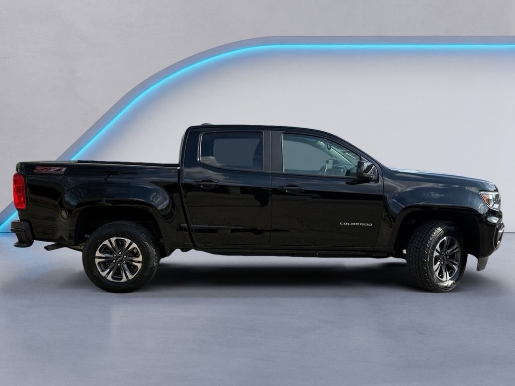 Used 2022 Chevrolet Colorado Z71 image 3