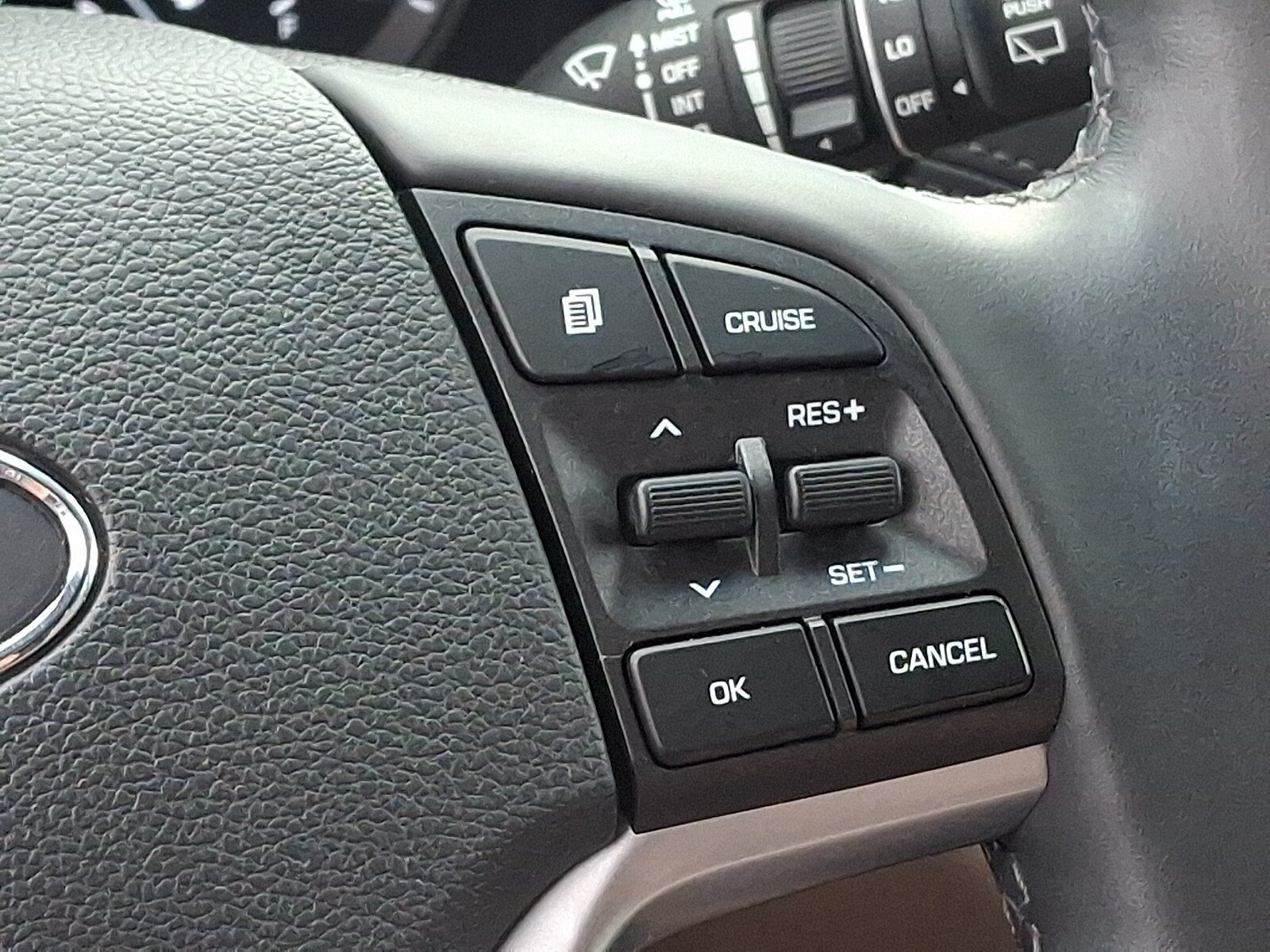 Used 2021 Hyundai Tucson Limited AWD/4WD image 22