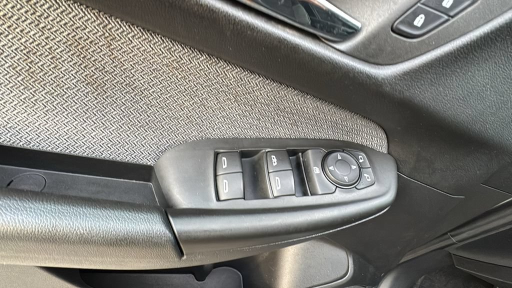 Used 2025 Chevrolet TrailBlazer LT AWD/4WD image 12