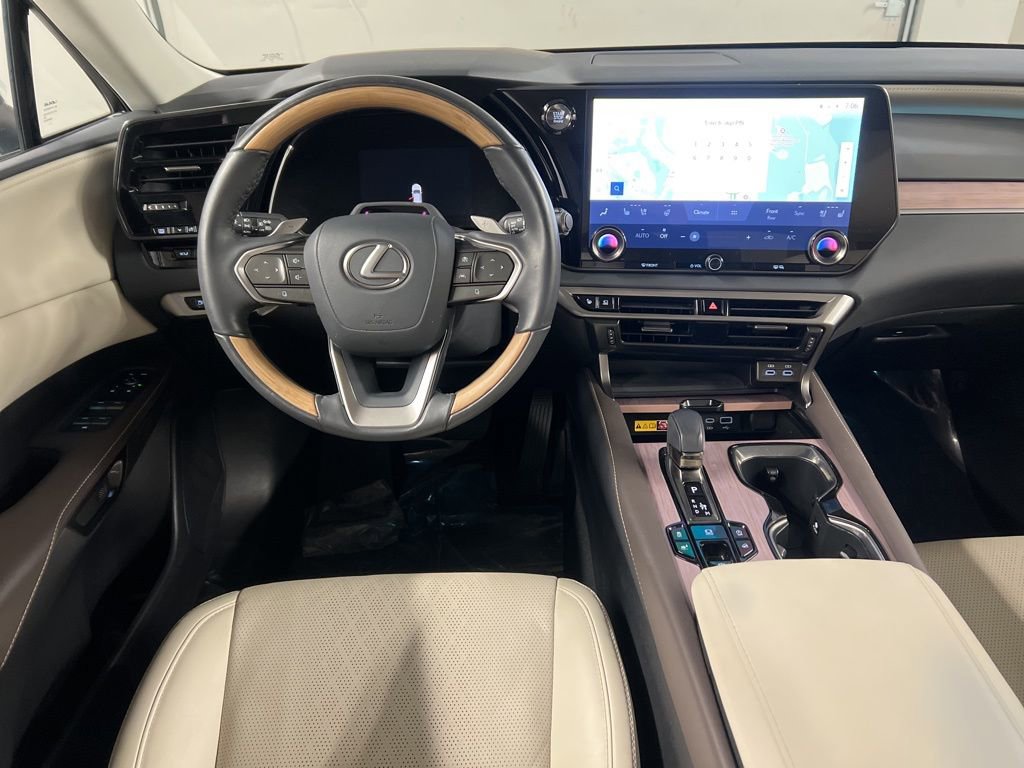Used 2024 Lexus RX 350 Premium Plus w/ Convenience Package image 8
