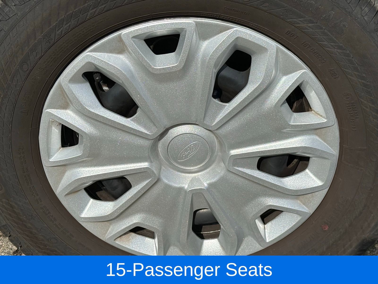 Used 2024 Ford Transit 350 XLT image 35