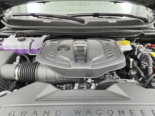 New 2026 Jeep Grand Wagoneer Limited w/ HD Trailer Tow Package image 17