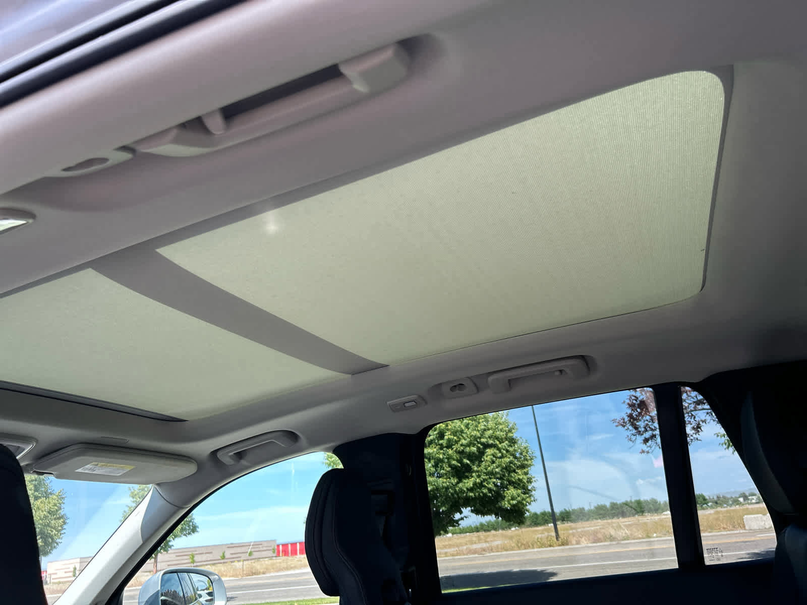 Used 2023 Volvo XC90 B6 Plus image 19