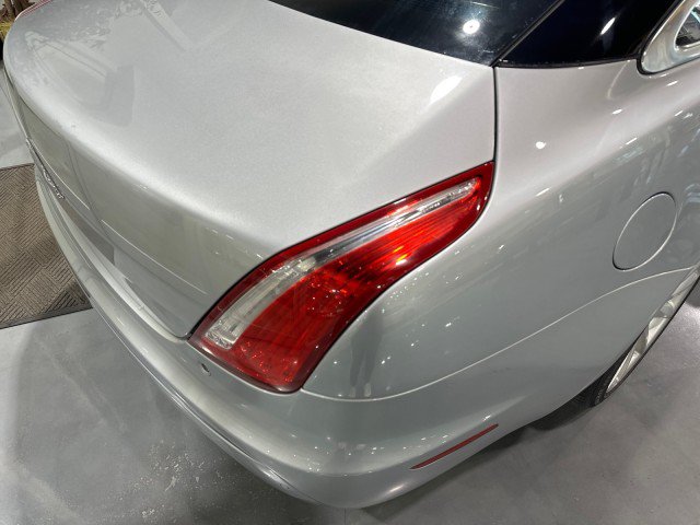 Used 2011 Jaguar XJ RWD image 26