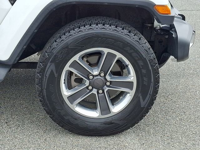Used 2018 Jeep Wrangler Unlimited Sahara image 8