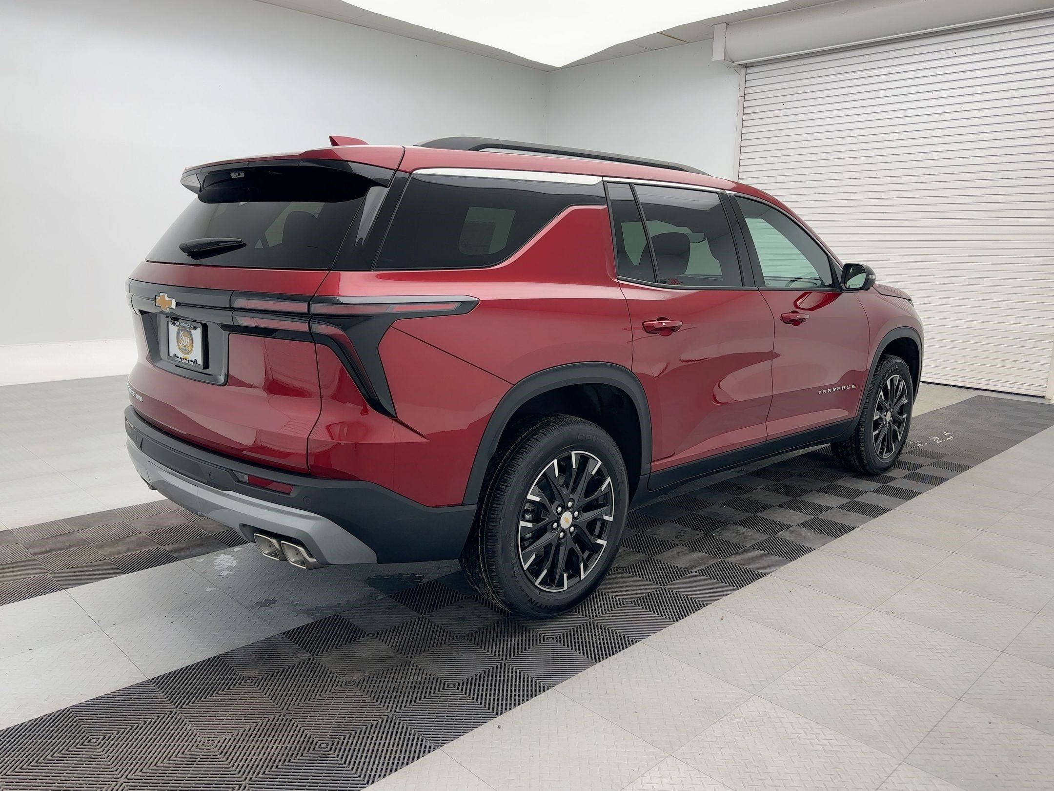 New 2026 Chevrolet Traverse LT w/ Sun and Wheel Package image 9