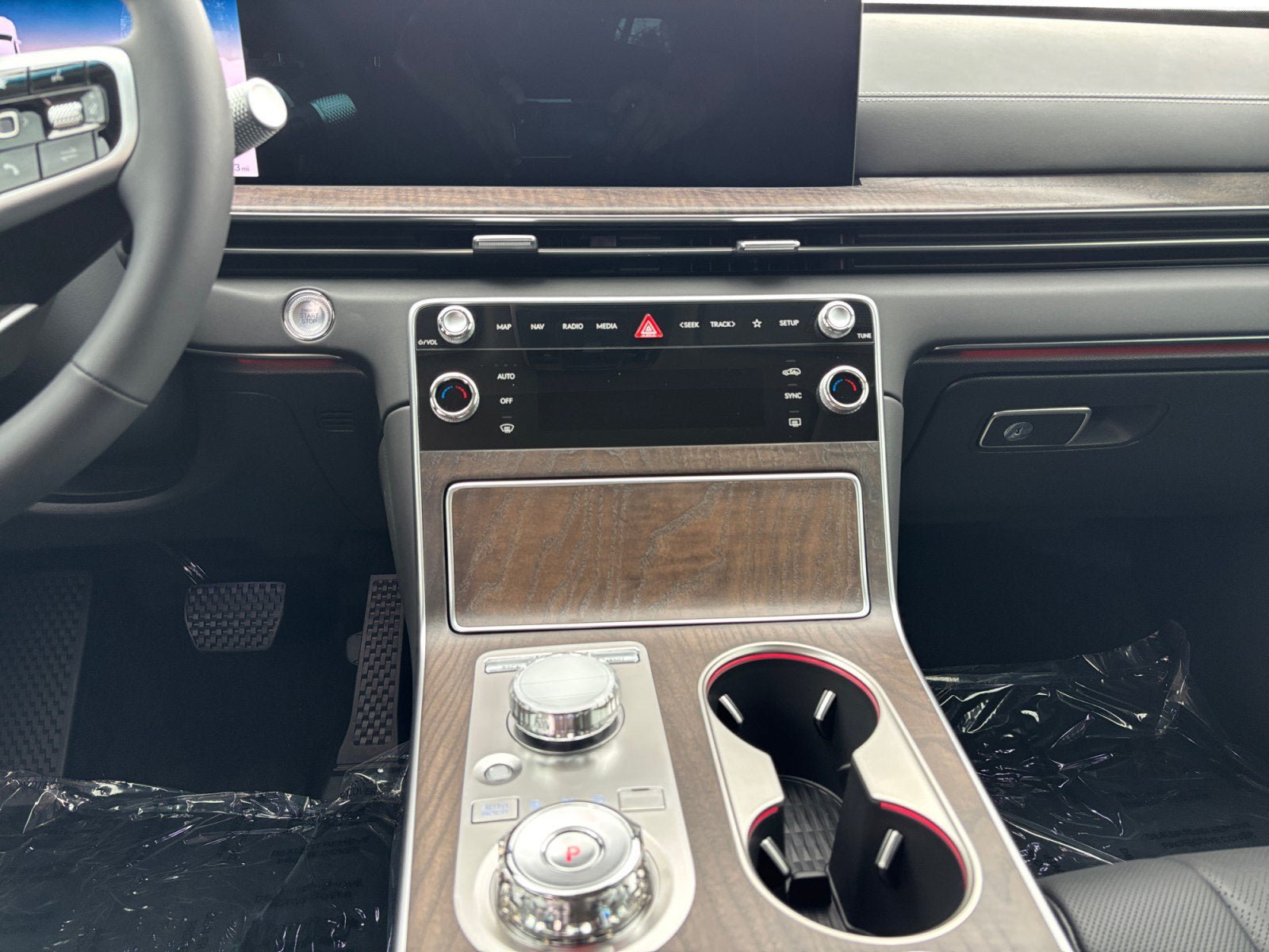 New 2026 Genesis GV80 2.5T Prestige AWD/4WD image 11