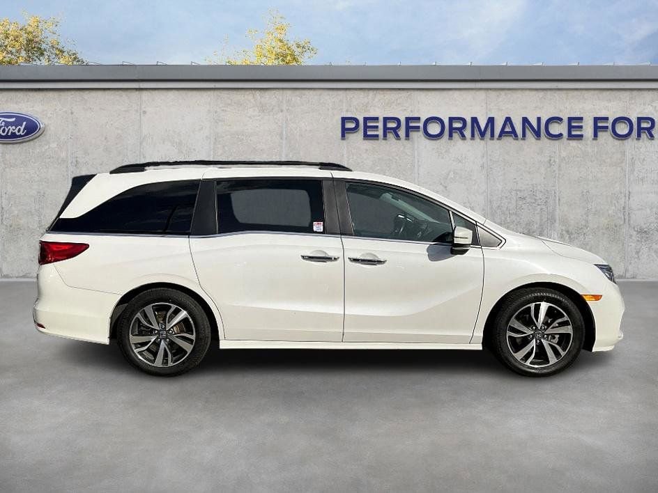 Used 2023 Honda Odyssey Touring image 4