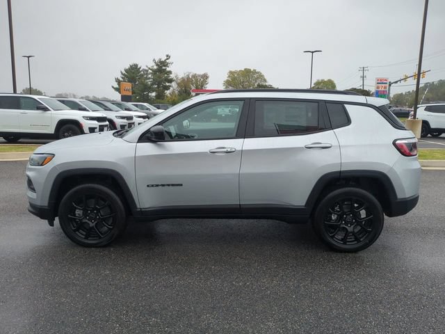 New 2026 Jeep Compass Latitude AWD/4WD image 7