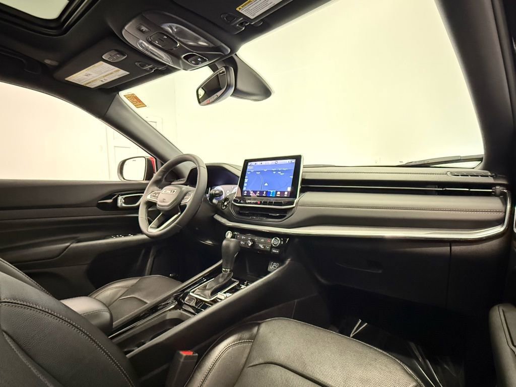 Used 2023 Jeep Compass Limited w/ Elite Group for (Red) Edition image 25