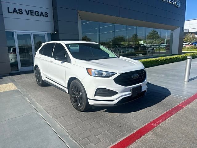 Used 2024 Ford Edge SE w/ Black Appearance Package AWD/4WD image 3