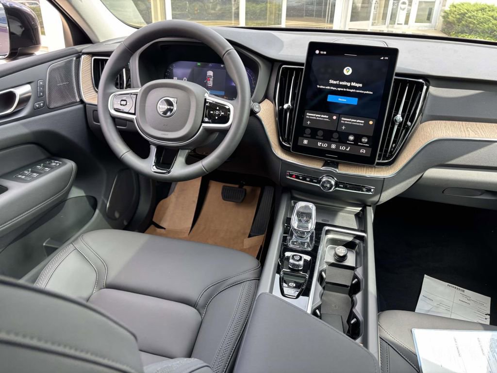 New 2026 Volvo XC60 B5 Plus w/ Protection Package Premier image 29