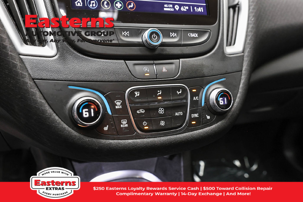 Used 2024 Chevrolet Malibu LT FWD image 21