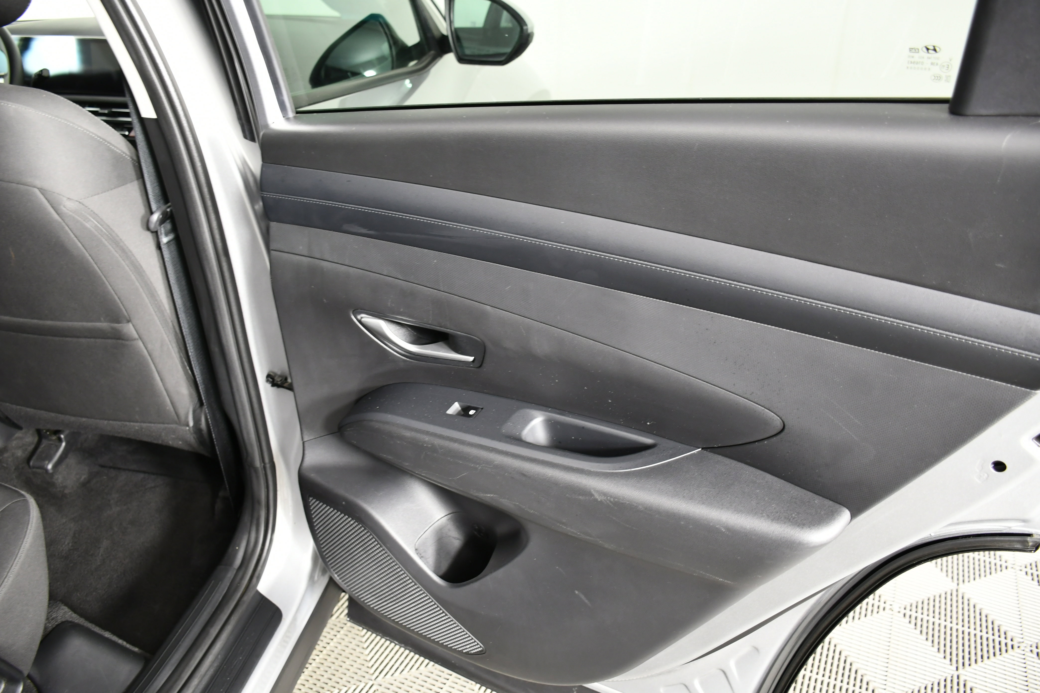 Used 2025 Hyundai Tucson SEL AWD/4WD image 43