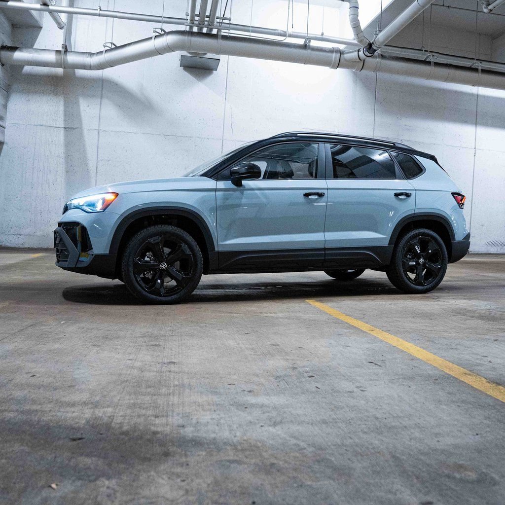 New 2026 Volkswagen Taos SE AWD/4WD image 3