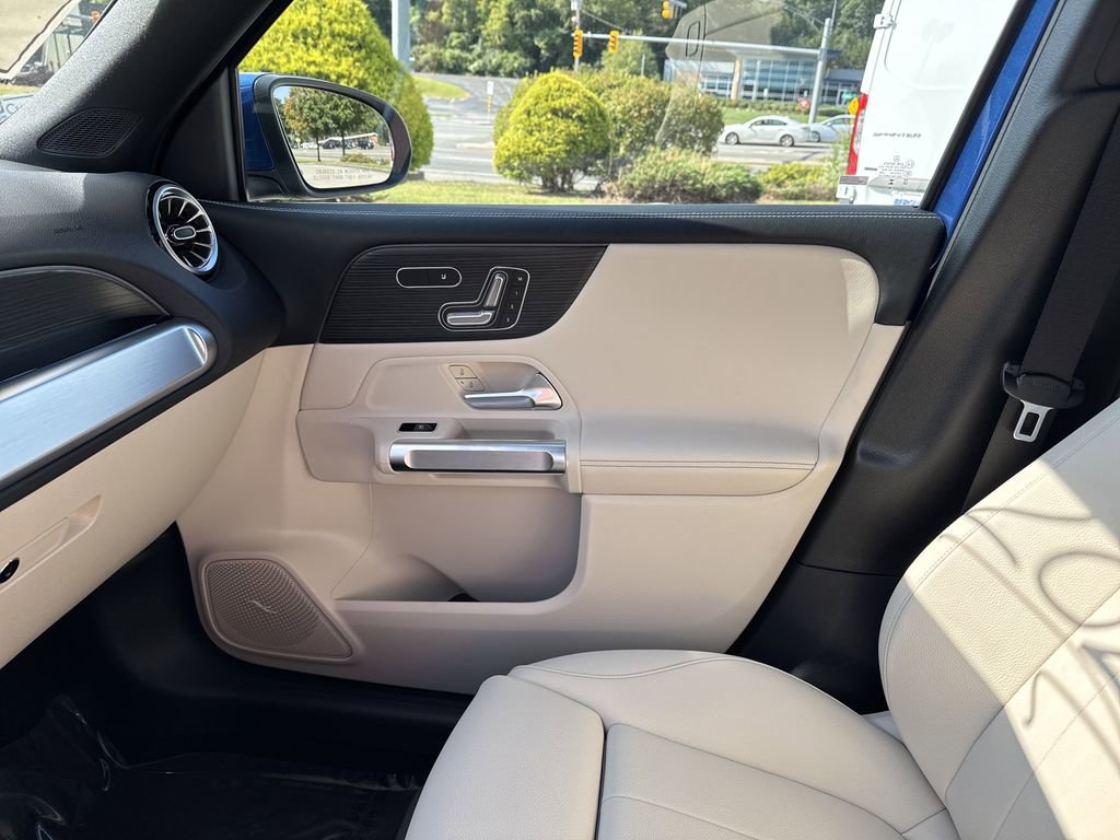 New 2026 Mercedes-Benz GLB 250 4MATIC image 30