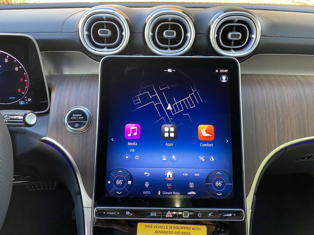 Certified 2025 Mercedes-Benz GLC 300 image 32