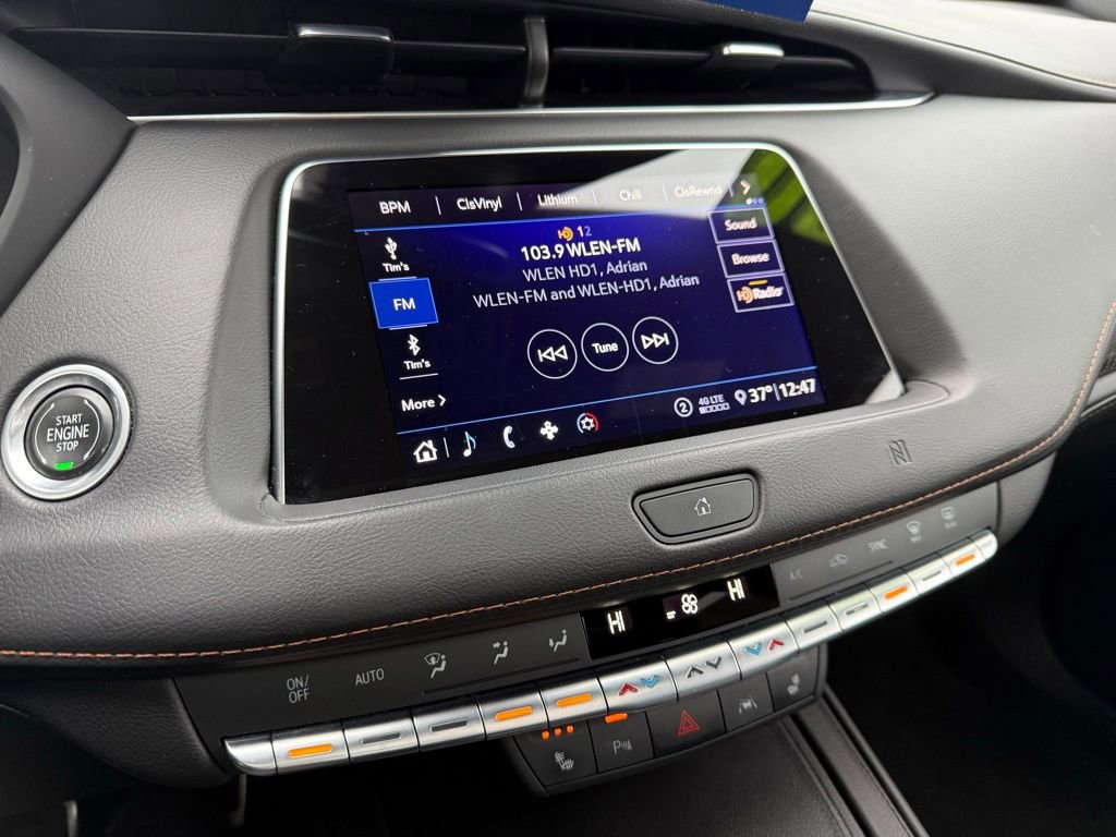 Used 2020 Cadillac XT4 Sport w/ Cold Weather Package image 28