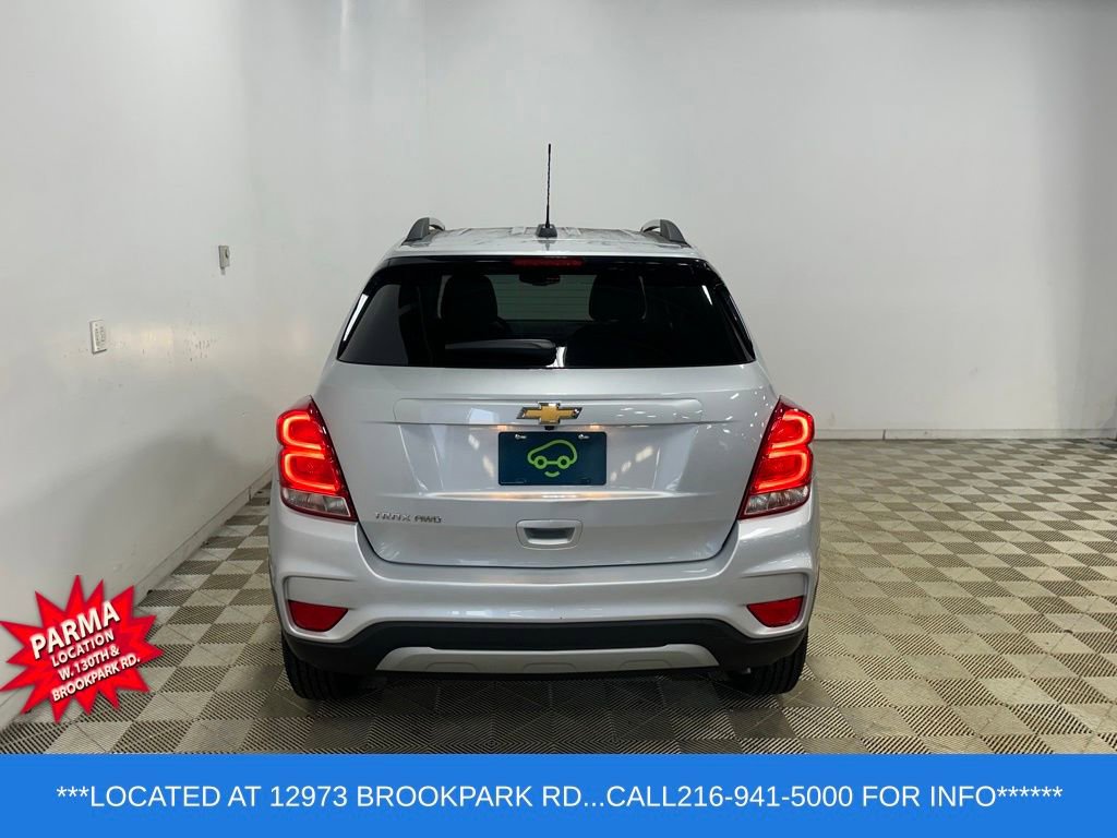 Certified 2022 Chevrolet Trax LT w/ LT Convenience Package AWD/4WD image 5