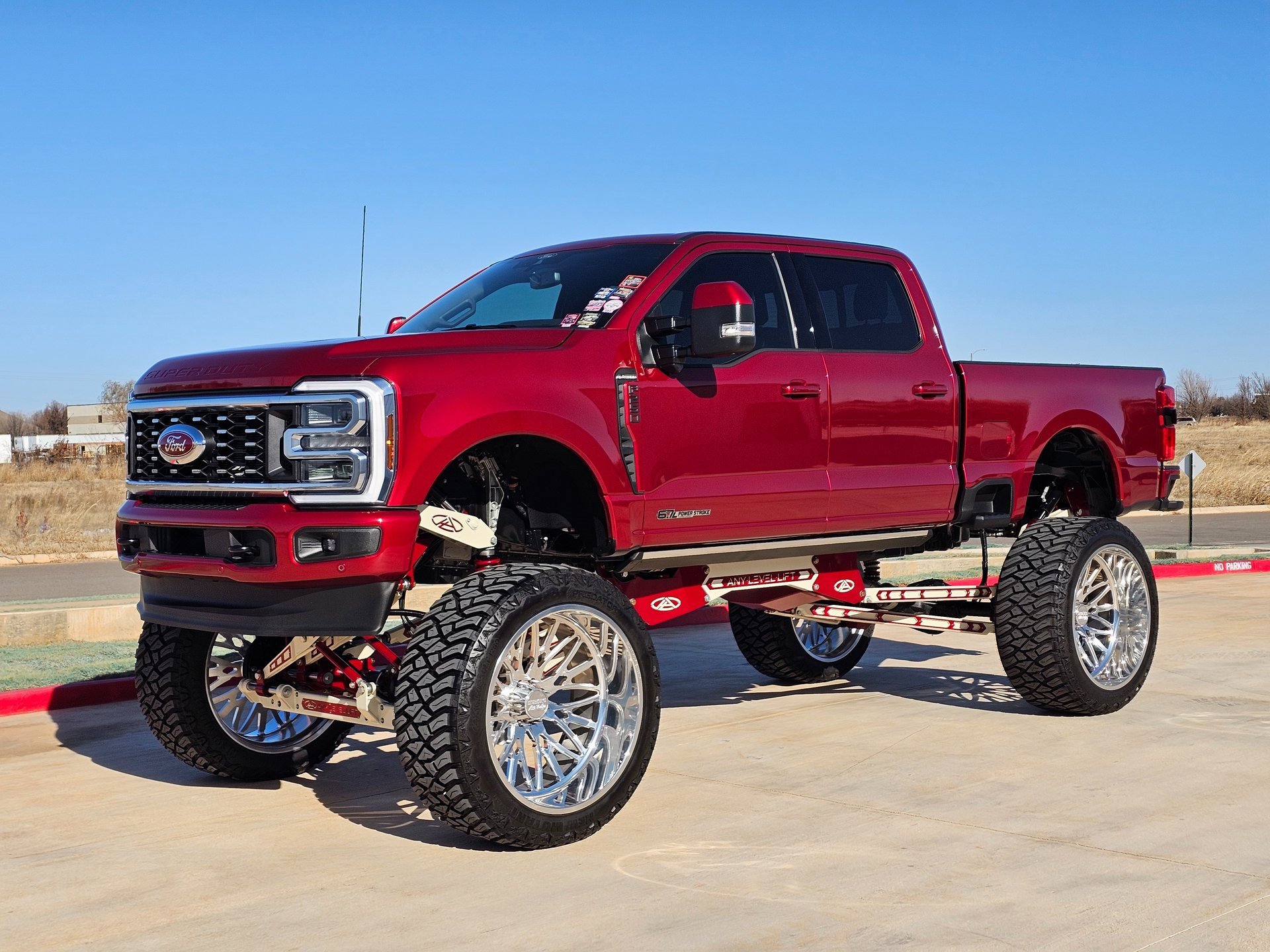 Used 2025 Ford F250 Platinum w/ FX4 Off-Road Package image 17