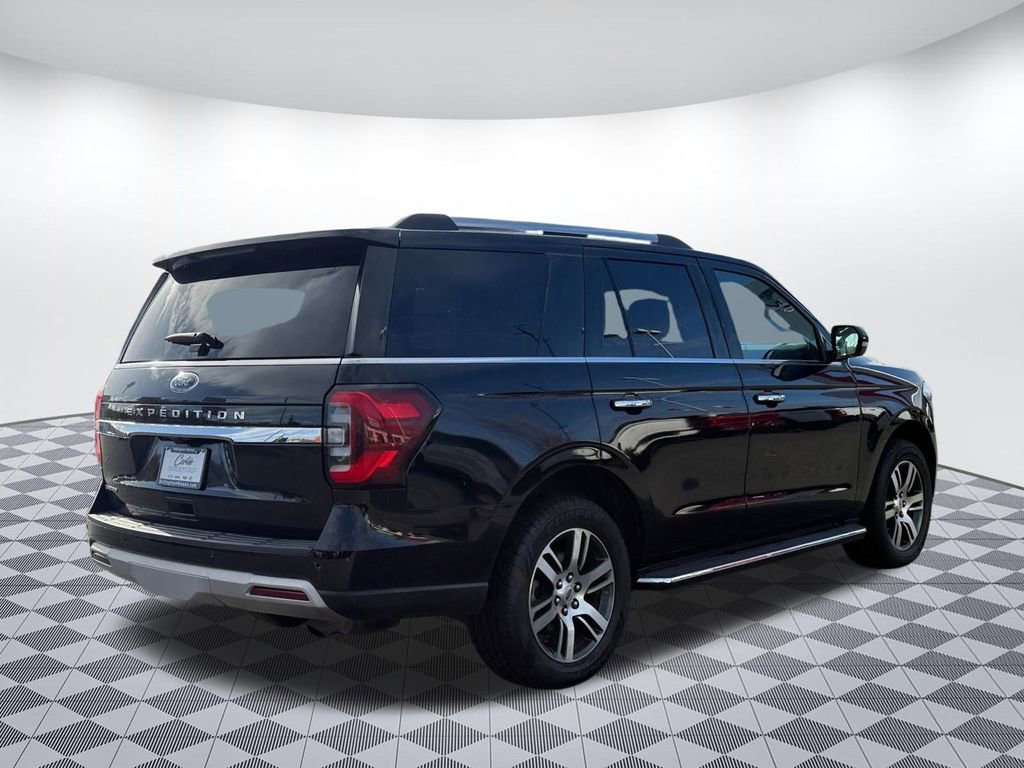 Used 2022 Ford Expedition Limited image 7