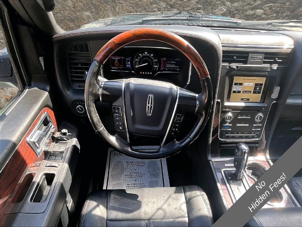 Used 2016 Lincoln Navigator L Reserve AWD/4WD image 5