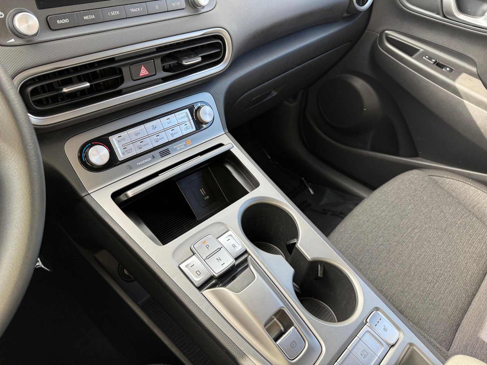 Certified 2023 Hyundai Kona SE FWD image 13