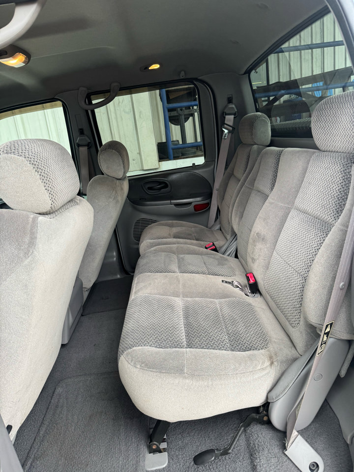 Used 2001 Ford F150 XLT image 15