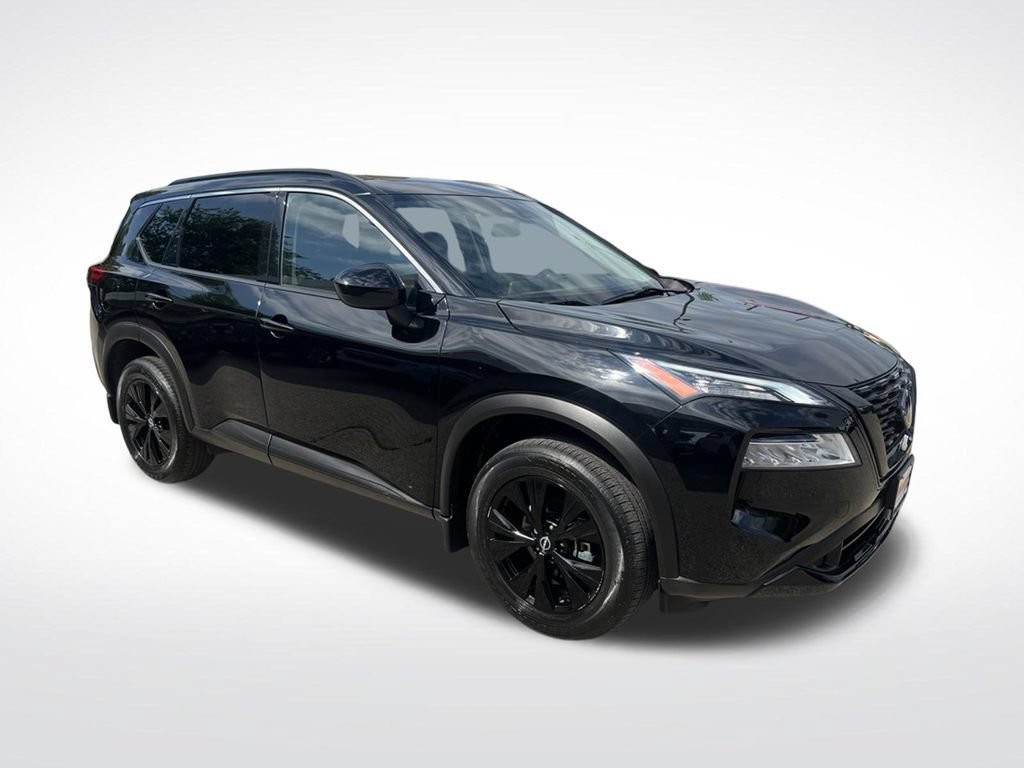 Certified 2023 Nissan Rogue SV w/ SV Premium B Package AWD/4WD image 3