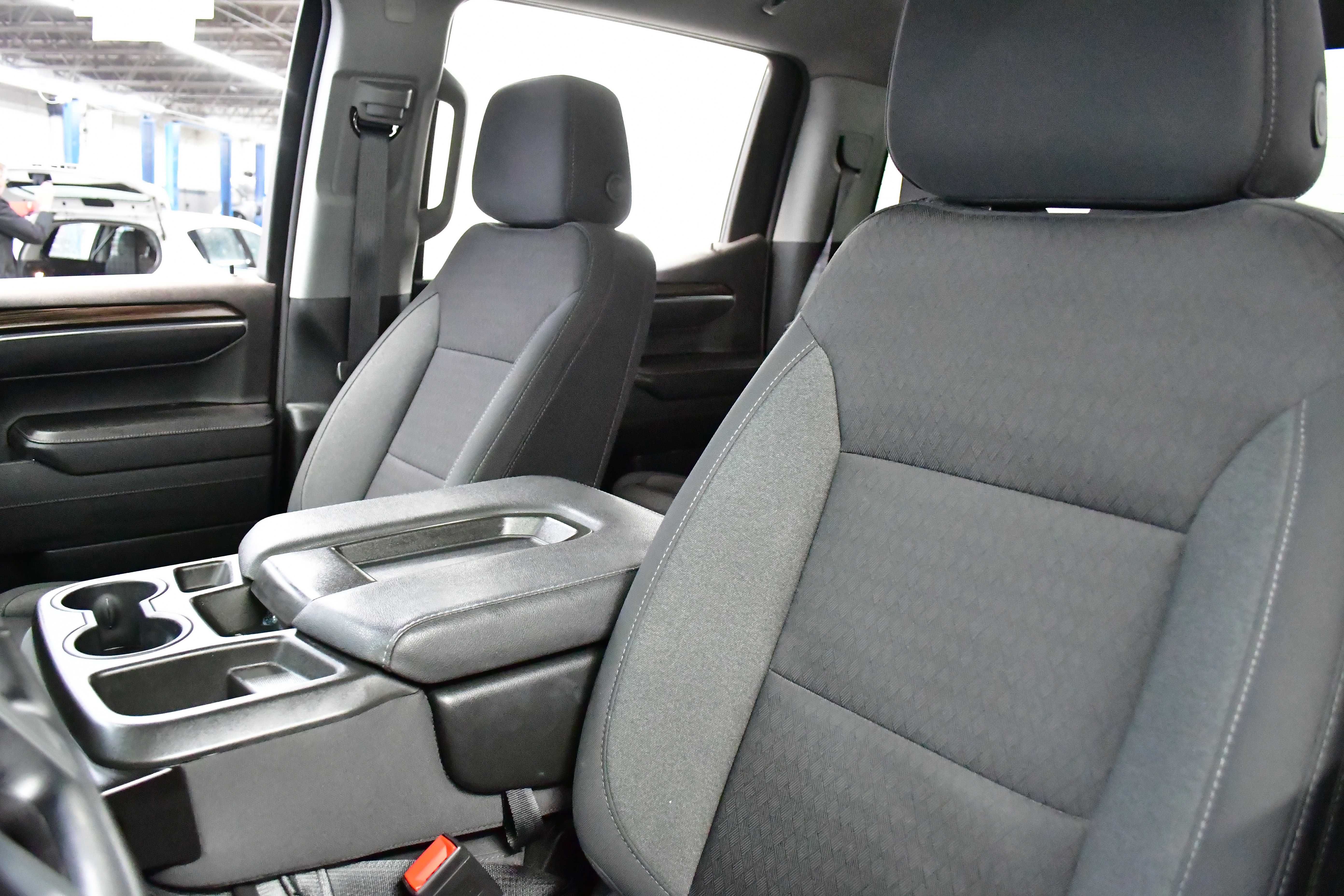 Used 2023 Chevrolet Silverado 1500 LT image 15