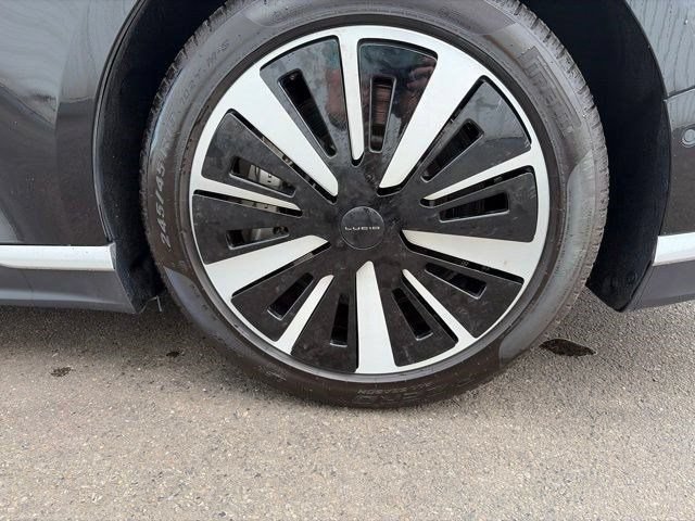 Used 2024 Lucid Air Touring AWD/4WD image 39