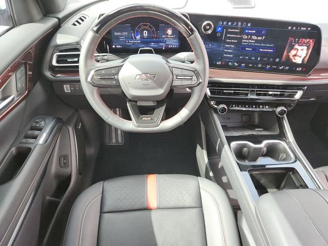 Used 2024 Chevrolet Traverse RS image 14