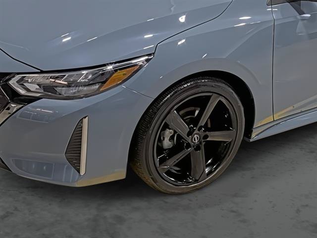 Used 2024 Nissan Sentra SR FWD image 9