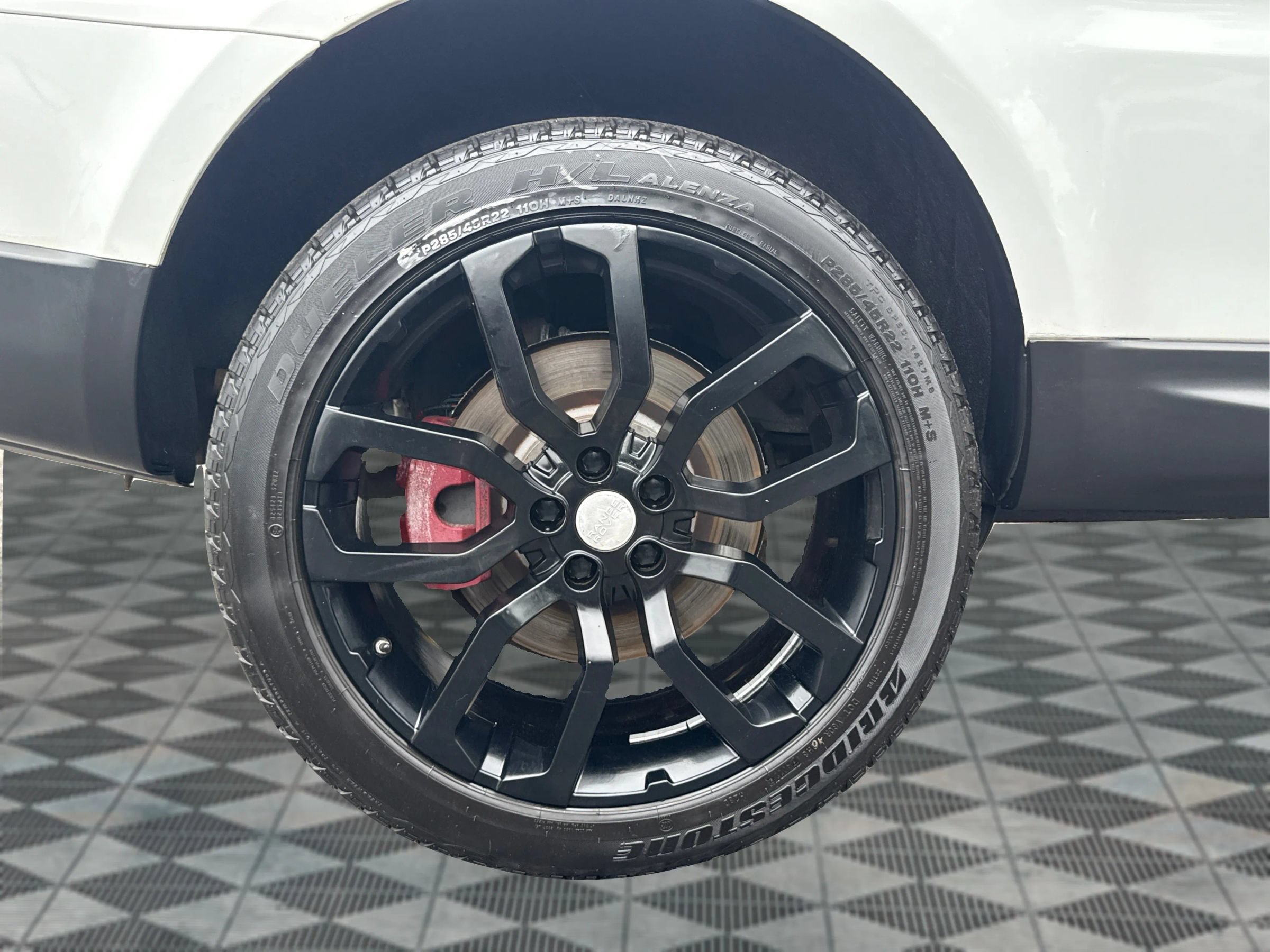 Used 2015 Land Rover Range Rover Sport Supercharged AWD/4WD image 22