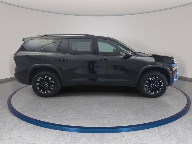 Used 2026 Chevrolet Traverse Z71 w/ Driver Confidence Package AWD/4WD image 4