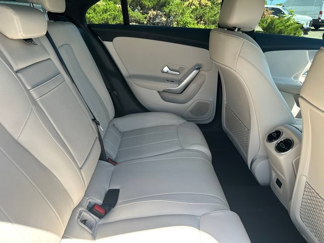 Used 2022 Mercedes-Benz CLA 250 image 17