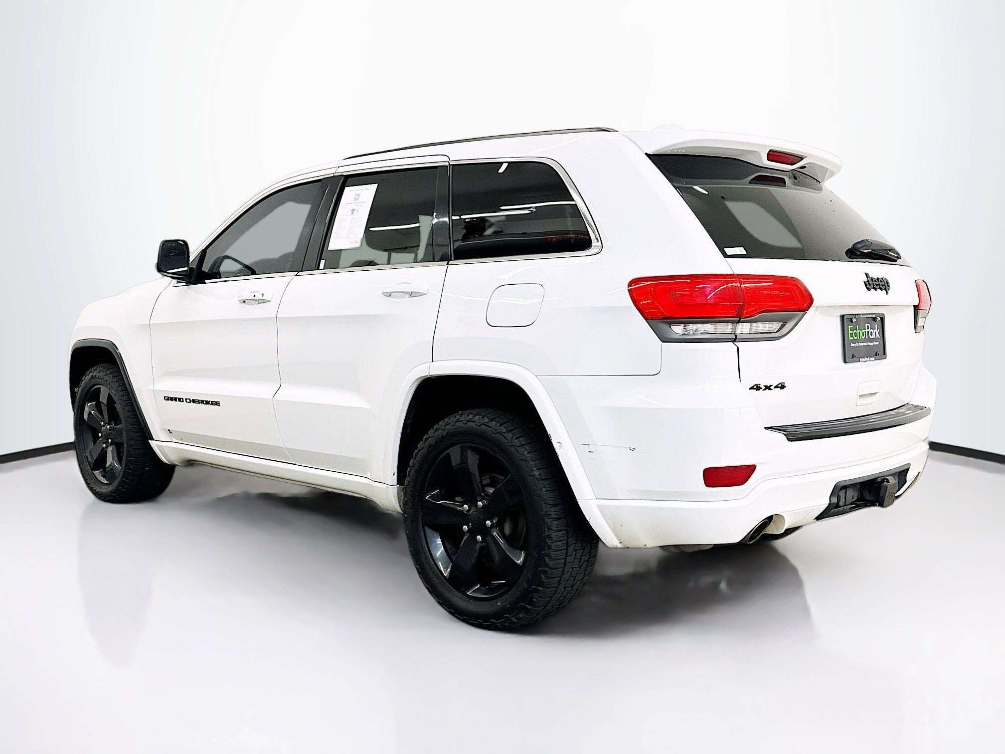 Used 2015 Jeep Grand Cherokee Altitude image 5