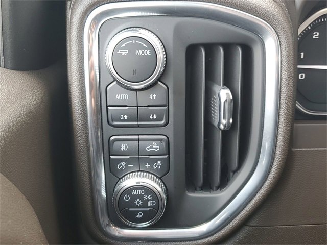 Used 2022 GMC Sierra 1500 Denali w/ Driver Alert Package II image 17