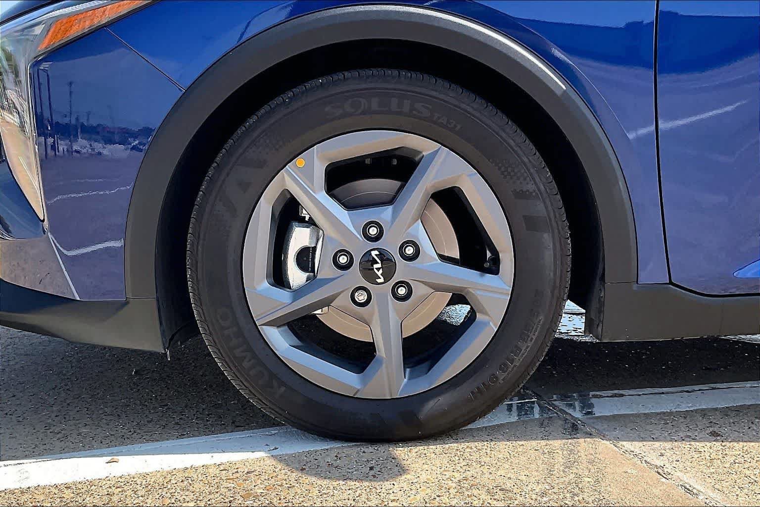 Used 2025 Kia K4 FWD image 7