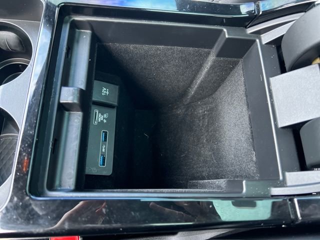 Used 2020 Land Rover Range Rover Evoque R-Dynamic HSE image 21